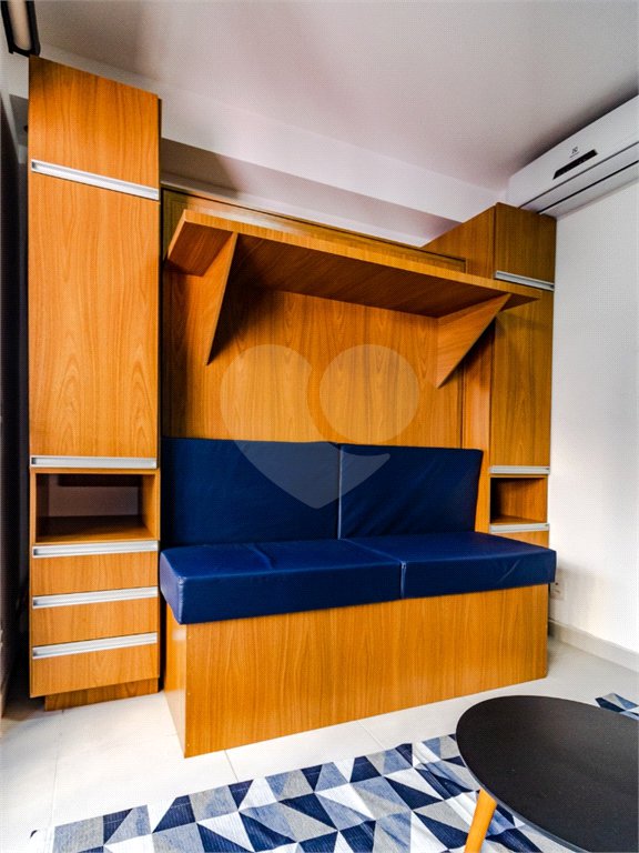 Studio à venda com 22m², 1 quarto, região da República, no Condomínio Think Home República