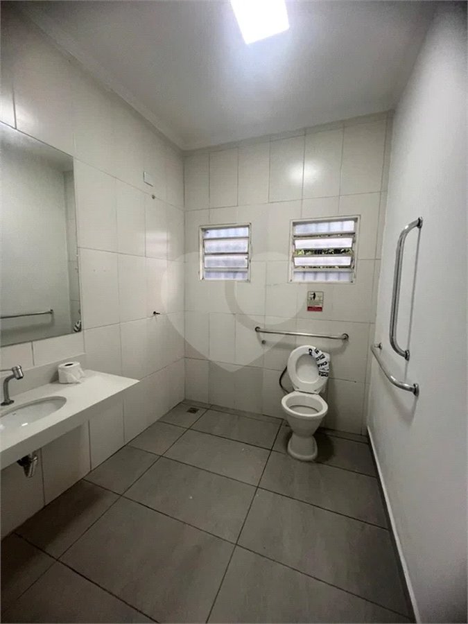 Galpão de 600m² no Centro Industrial Rafael Diniz - Bragança Paulista.