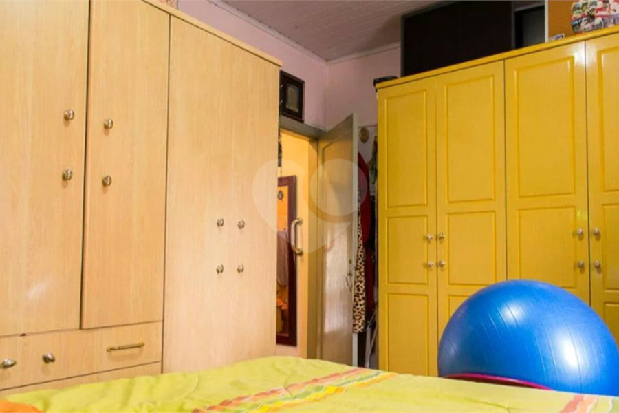 Casa à venda com 3 quartos, sendo 1 suíte,  em Planalto Paulista, São Paulo, SP