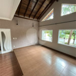 Casa à venda com 4 quartos, sendo 1 suíte, no condomínio Raizes, Paulínia - SP