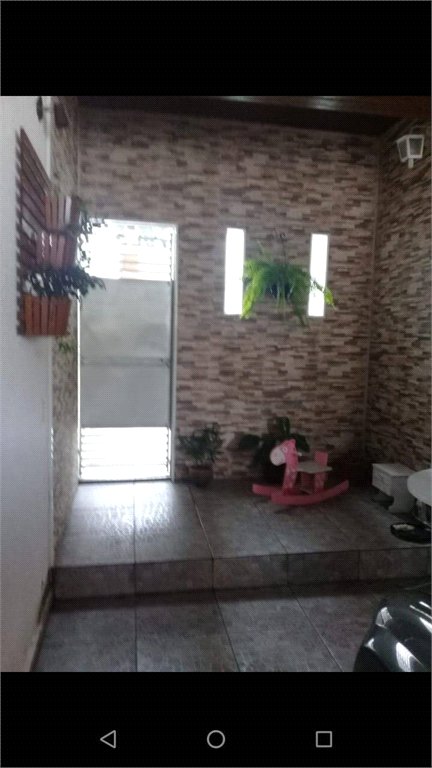 Casa à venda com 4 quartos, sendo 1 suíte,  em Parque Santa Rosa, Suzano, SP