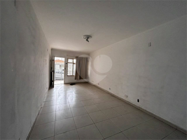 Sobrado à venda com 3 quartos em Vila Dom Pedro Ii, São Paulo, SP