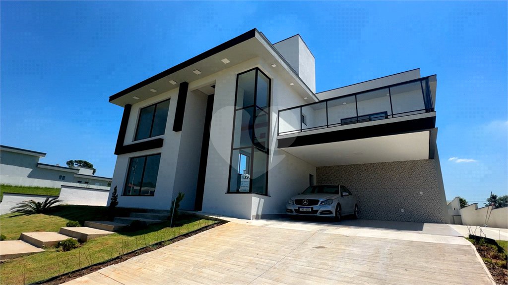 Casa à venda com 5 suítes no condomínio Terras de Mont Serrat, Salto - SP