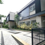 Casa à venda com 4 suítes no condomínio Vila Arese, São Paulo - SP