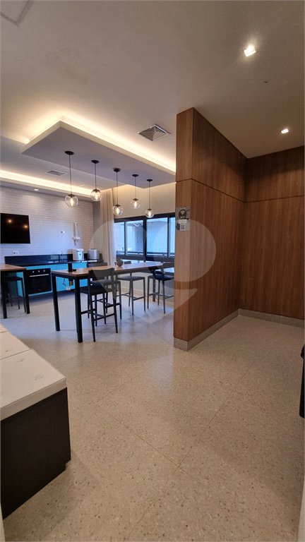Apartamento à venda com 2 quartos, sendo 1 suíte, em Moema, São Paulo, SP