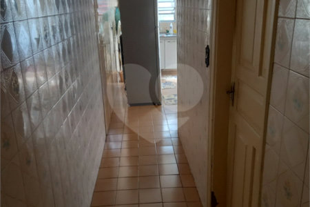 Casa à venda com 2 quartos em Cambuci, São Paulo, SP