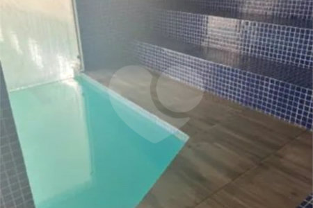 Apartamento à venda com 3 quartos, sendo 1 suíte, em Jardim Califórnia, Jacareí, SP