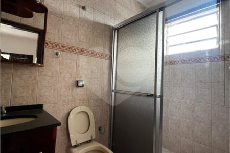 Sobrado à venda com 6 quartos, sendo 4 suítes,  em Vila Oliveira, Mogi das Cruzes, SP