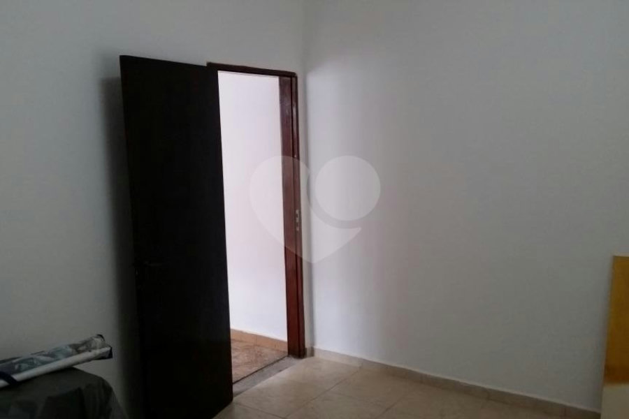 Sobrado à venda com 4 quartos em Vila Guilherme, São Paulo, SP