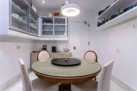 Casa à venda com 4 suítes no condomínio Ville D´asolo, São Paulo - SP