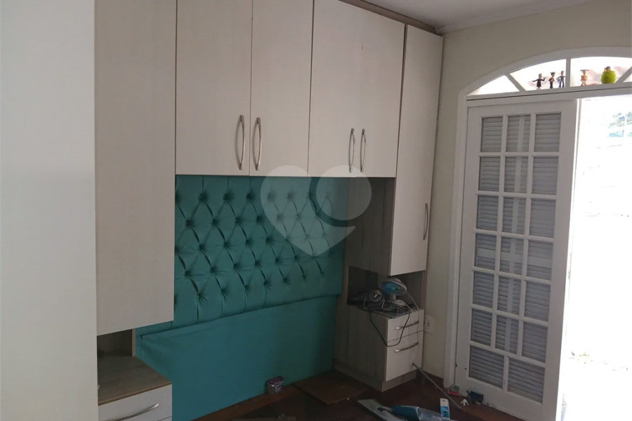 Sobrado à venda com 8 quartos, sendo 2 suítes, em Tremembé, São Paulo, SP
