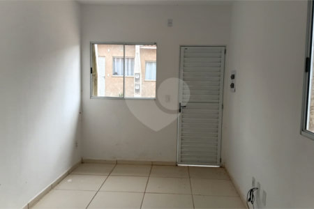Casa à venda com 2 quartos em Vila Popular, Itapetininga, SP