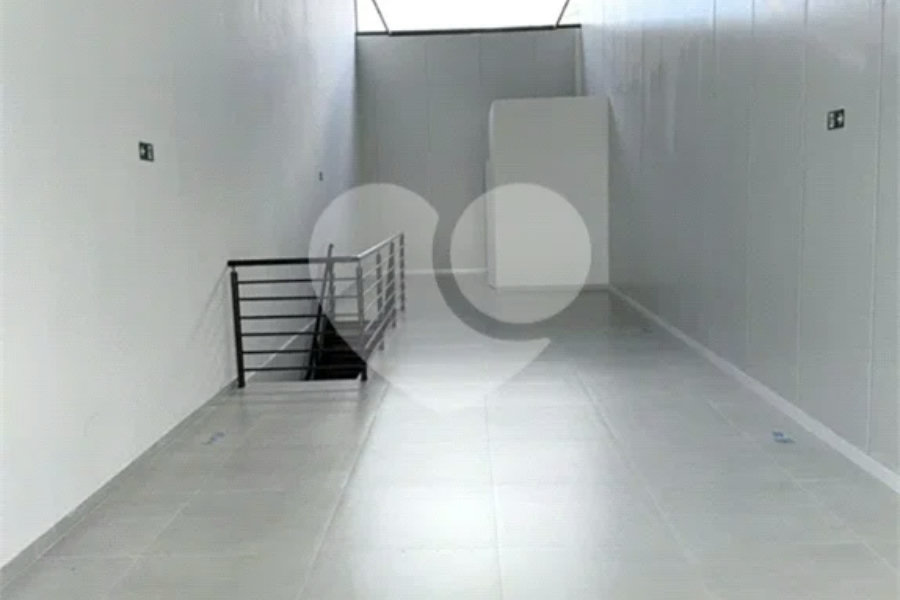 Salão Comercial para Locação – Vila Rezende