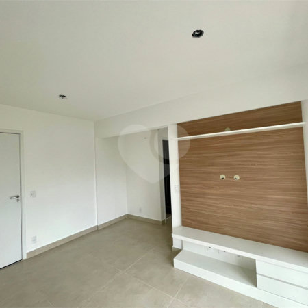 Apartamento para alugar com 2 quartos, sendo 1 suíte,  em Vila Dom Pedro II, São Paulo, SP