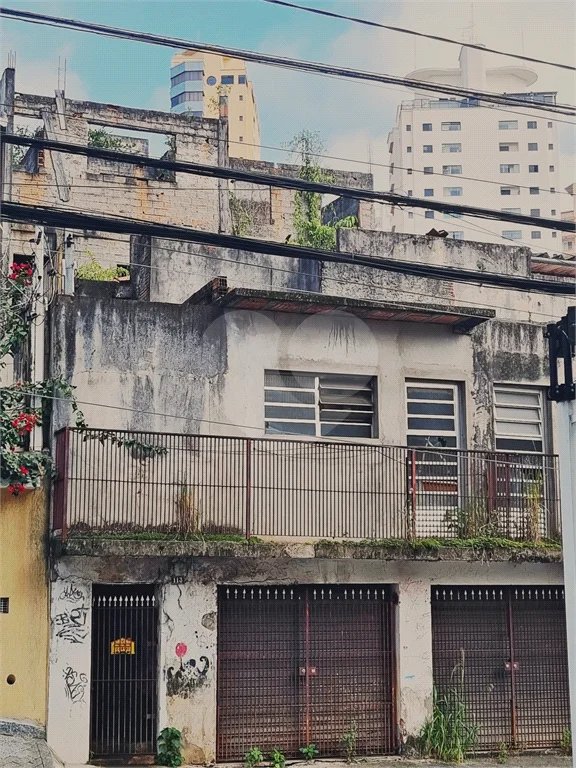 Sobrado à venda com 6 quartos em Água Fria, São Paulo, SP