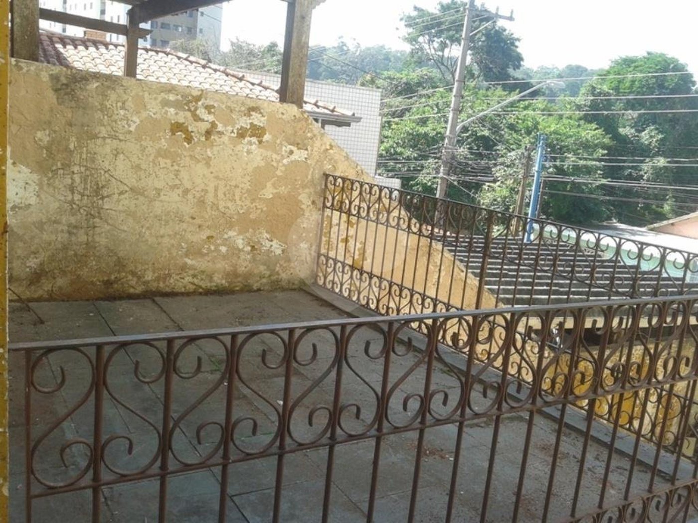 Sobrado à venda ou para alugar com 3 quartos, sendo 1 suíte,  em Horto, São Paulo, SP