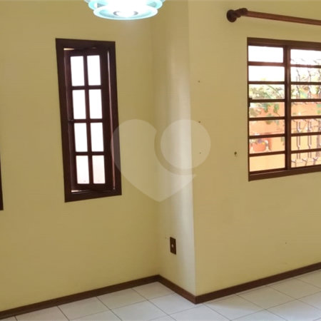 Casa à venda ou para alugar com 2 quartos, sendo 1 suíte, em Jardim do Lago, Atibaia, SP