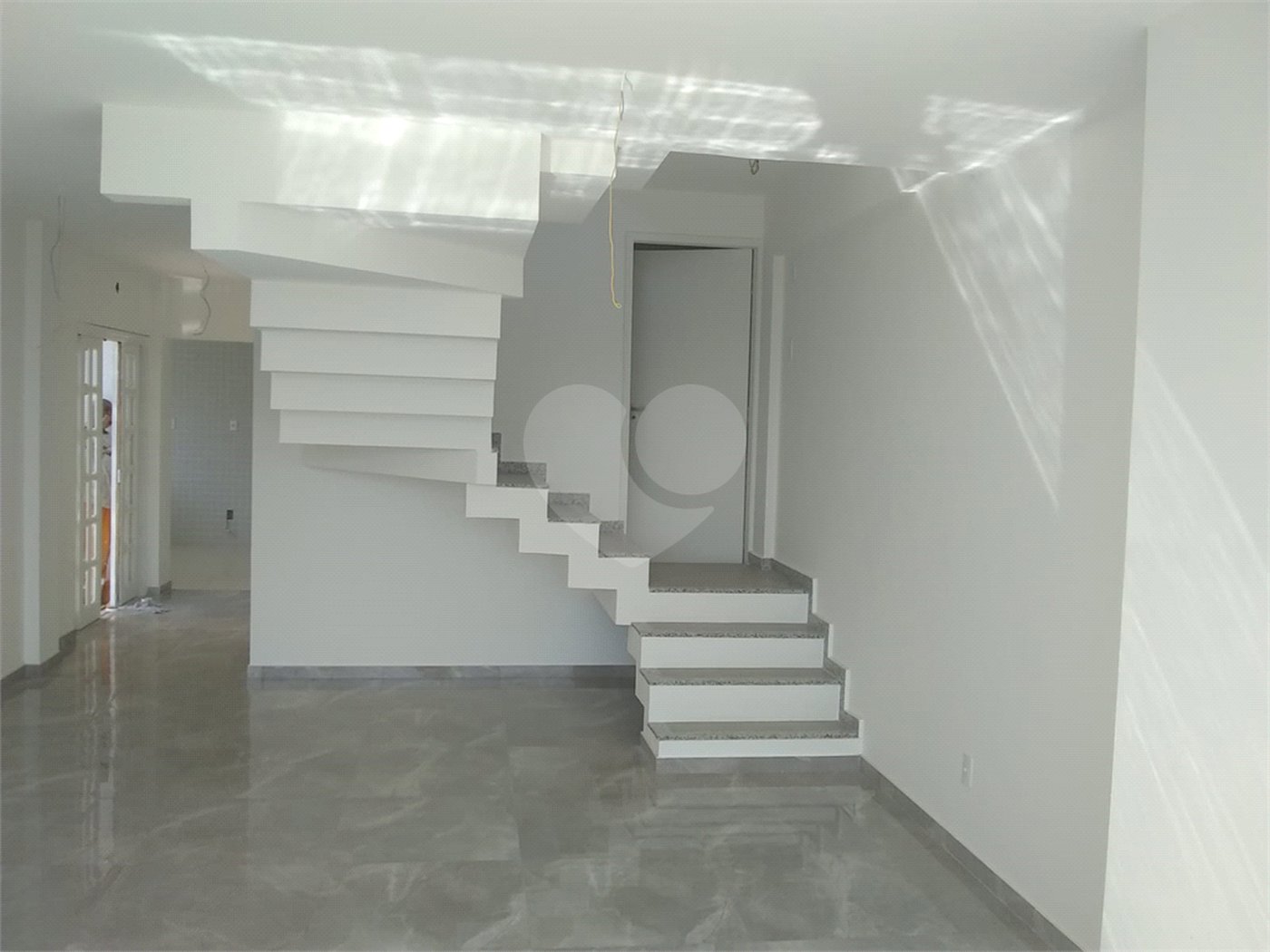 Casa à venda com 4 quartos, sendo 2 suítes, no condomínio Residencial Green Ville, Rio de Janeiro - RJ