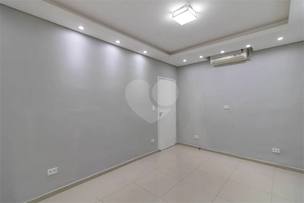 Casa à venda com 3 quartos, sendo 1 suíte, em Parque Santo Antônio, Guarulhos, SP
