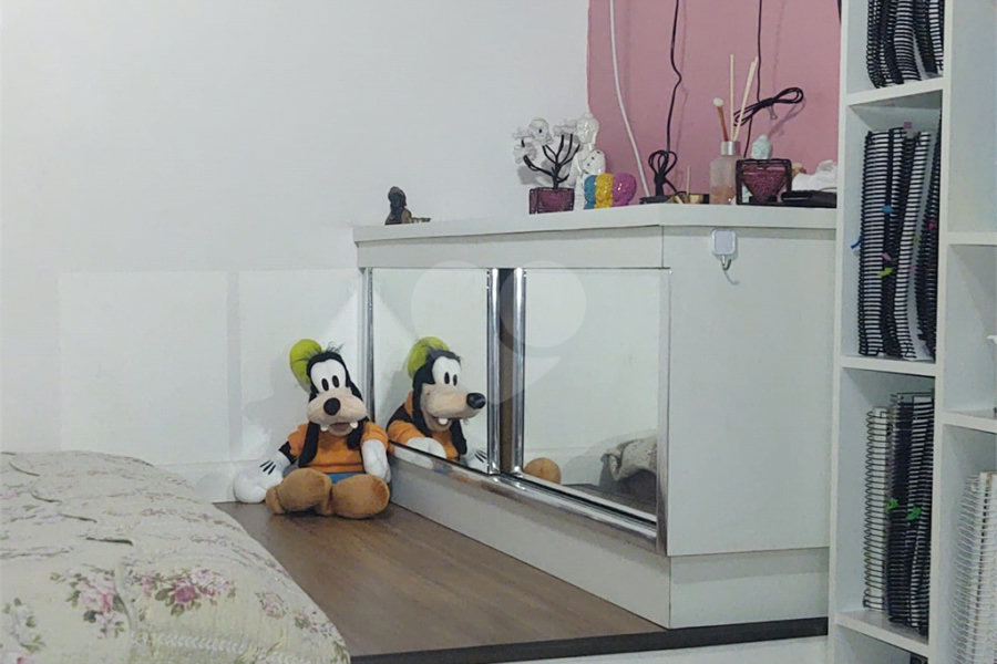 Sobrado à venda com 3 quartos, sendo 1 suíte, em Vila Guilherme, São Paulo, SP