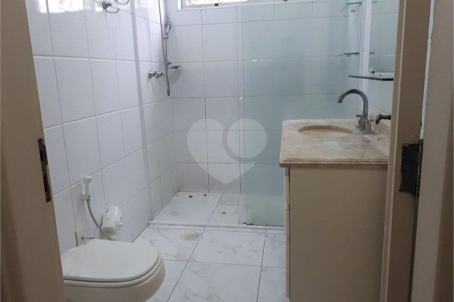 Sobrado à venda com 5 quartos, sendo 3 suítes, em Tremembé, São Paulo, SP