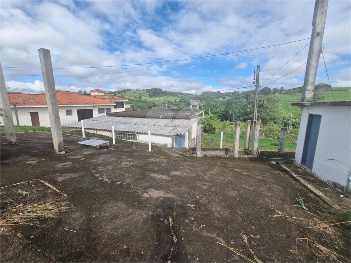Sítio à venda com 8 quartos, sendo 1 suíte, em Bairro do Laranjal, Atibaia, SP