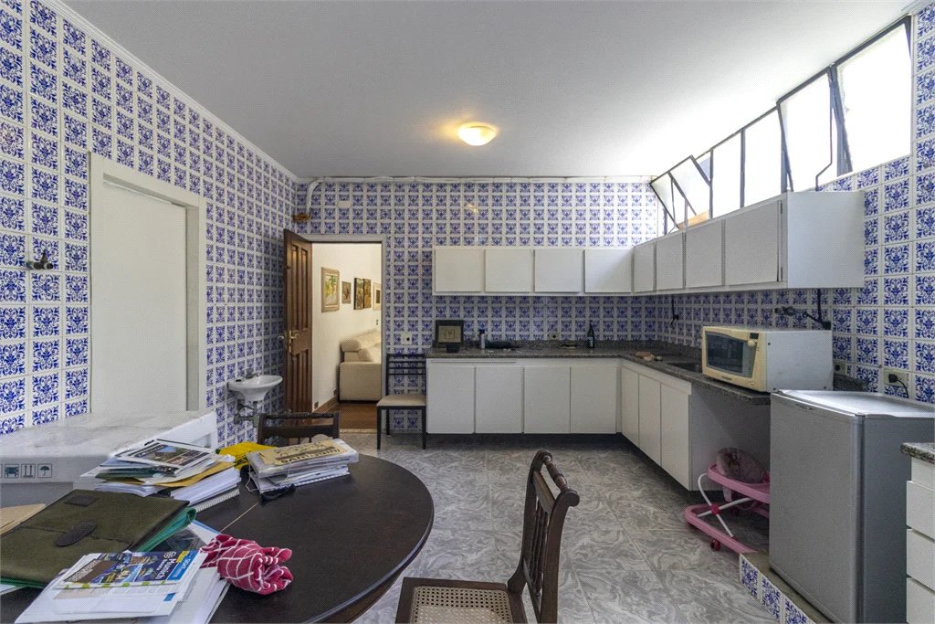 Sobrado à venda com 4 quartos, sendo 2 suítes, em Vila Morumbi, São Paulo, SP