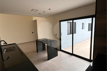 Casa à venda com 3 quartos, sendo 1 suíte, no condomínio Residencial Villagio Wanel, Sorocaba - SP