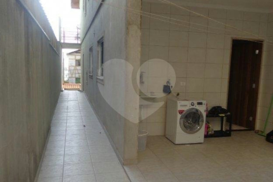 Sobrado à venda com 3 quartos, sendo 1 suíte,  em Parque Continental II, Guarulhos, SP