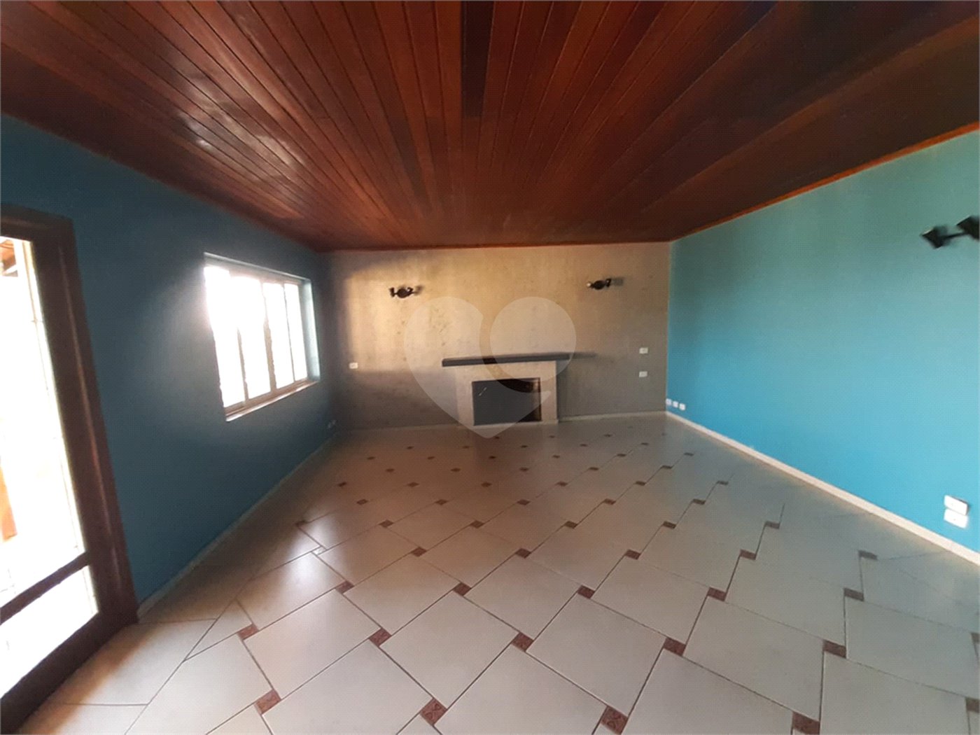 Casa Térrea à venda com 4 quartos, sendo 2 suítes, em Serra da Cantareira, Mairiporã, SP