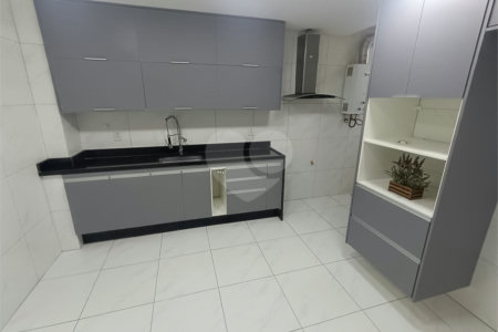 Apartamento à venda com 3 quartos, sendo 1 suíte, em Rio Comprido, Rio de Janeiro, RJ