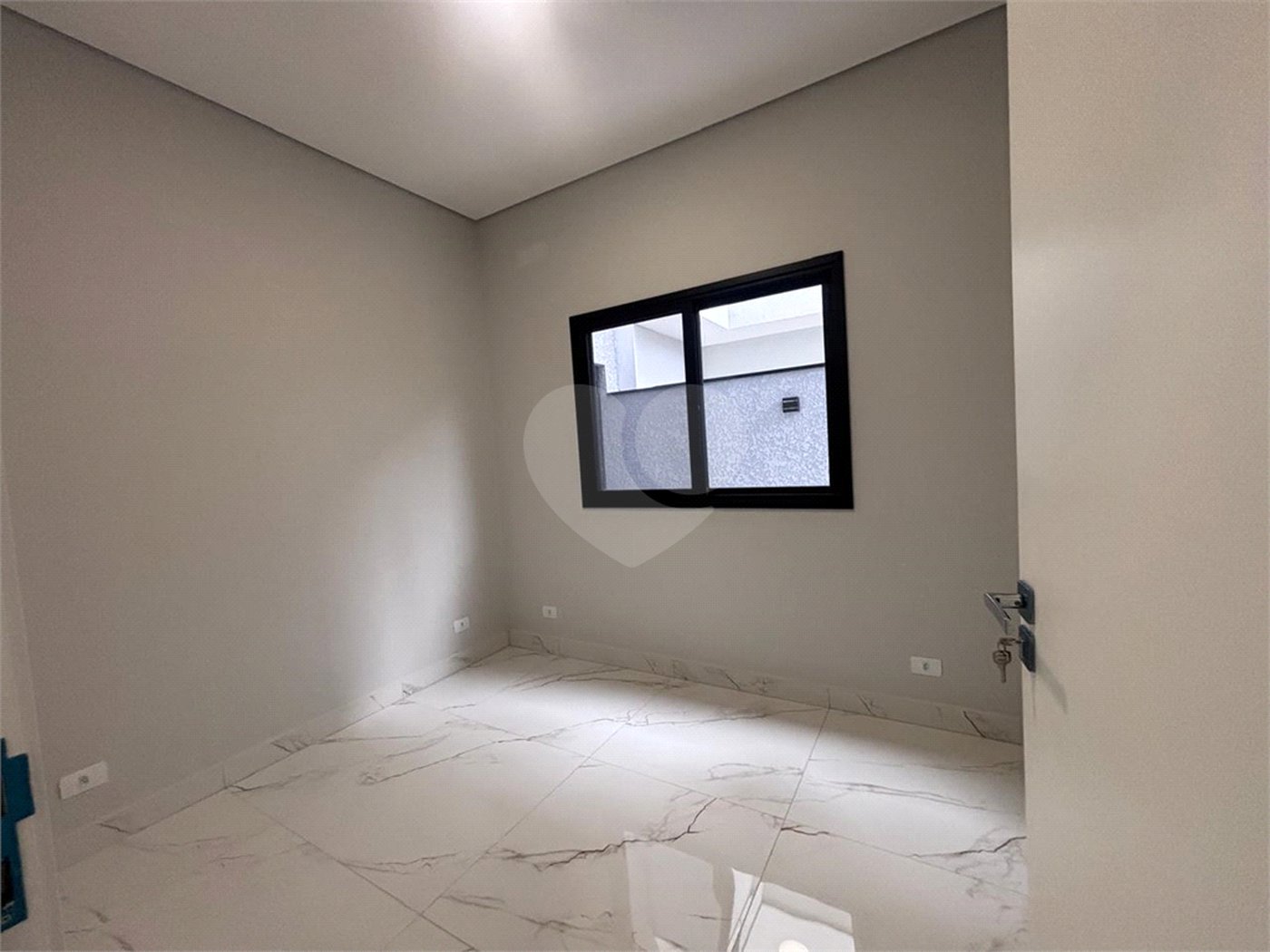 Casa à venda com 3 suítes no condomínio Campos do Conde I e II, Sorocaba - SP