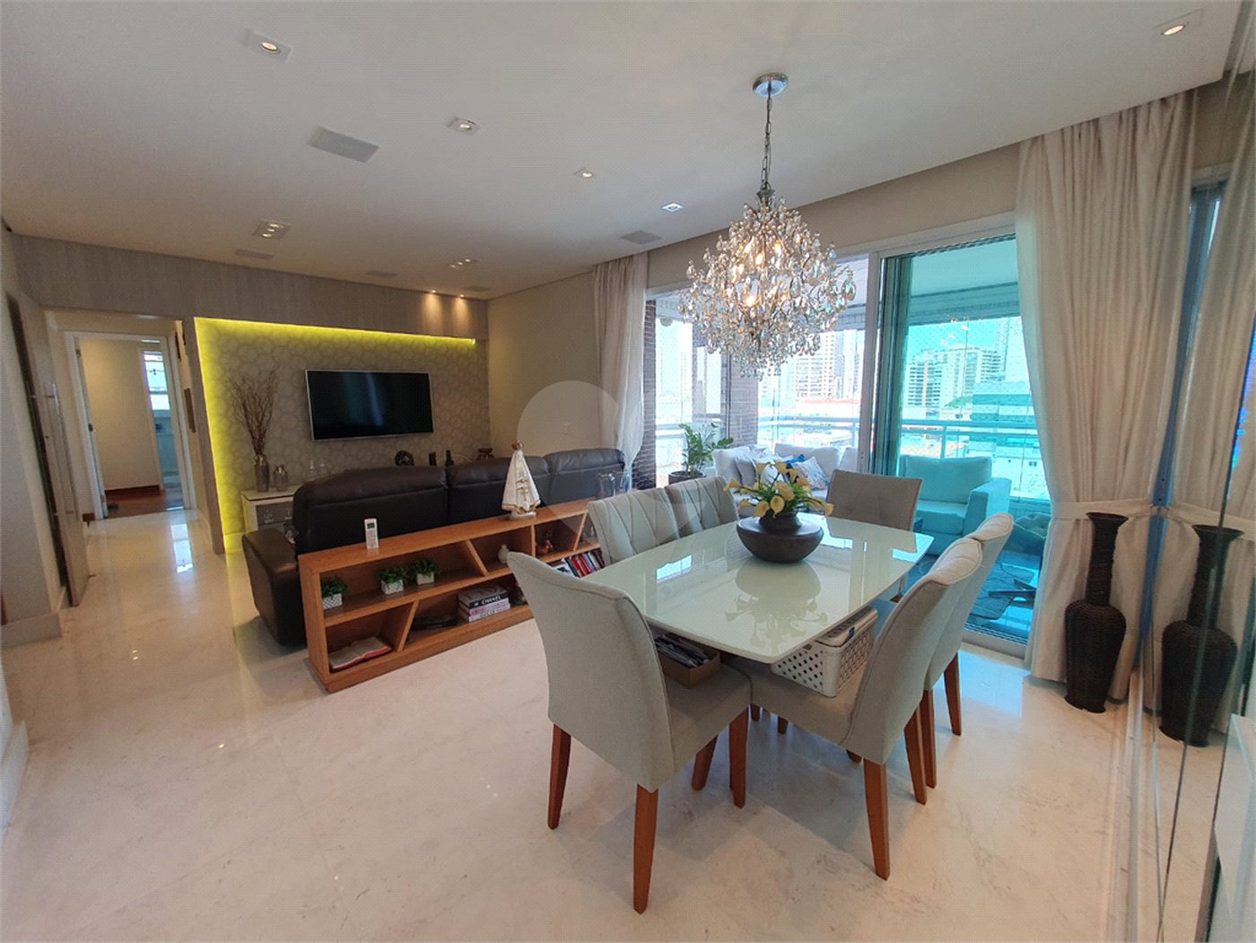 Apartamento à venda com 4 quartos, sendo 3 suítes, em Vila Santo Estevão, São Paulo, SP