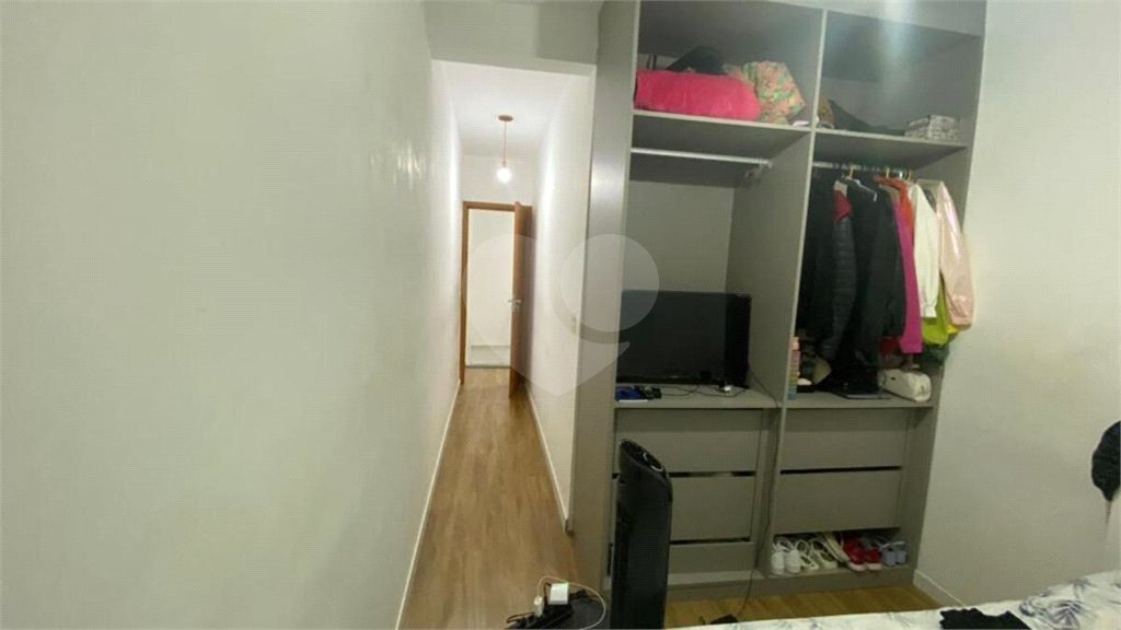 Casa à venda com 3 quartos, sendo 1 suíte, no condomínio Garden Village, São Paulo - SP
