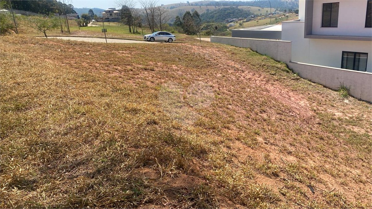 Terreno à venda no condomínio Vale das Águas, Itatiba - SP