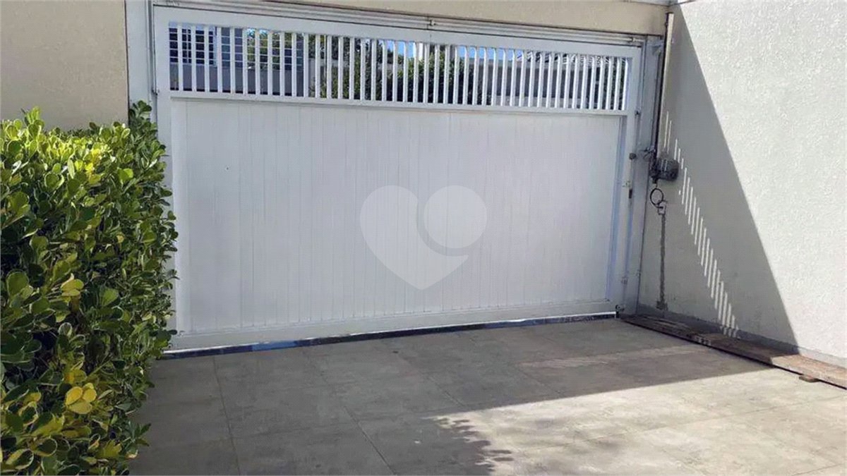 Sobrado à venda com 4 quartos, sendo 2 suítes, em Jardim Esplanada II, Indaiatuba, SP