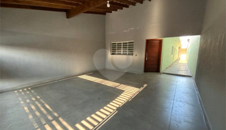 Casa à venda com 2 quartos, sendo 1 suíte,  em Jardim Nair Maria, Salto, SP