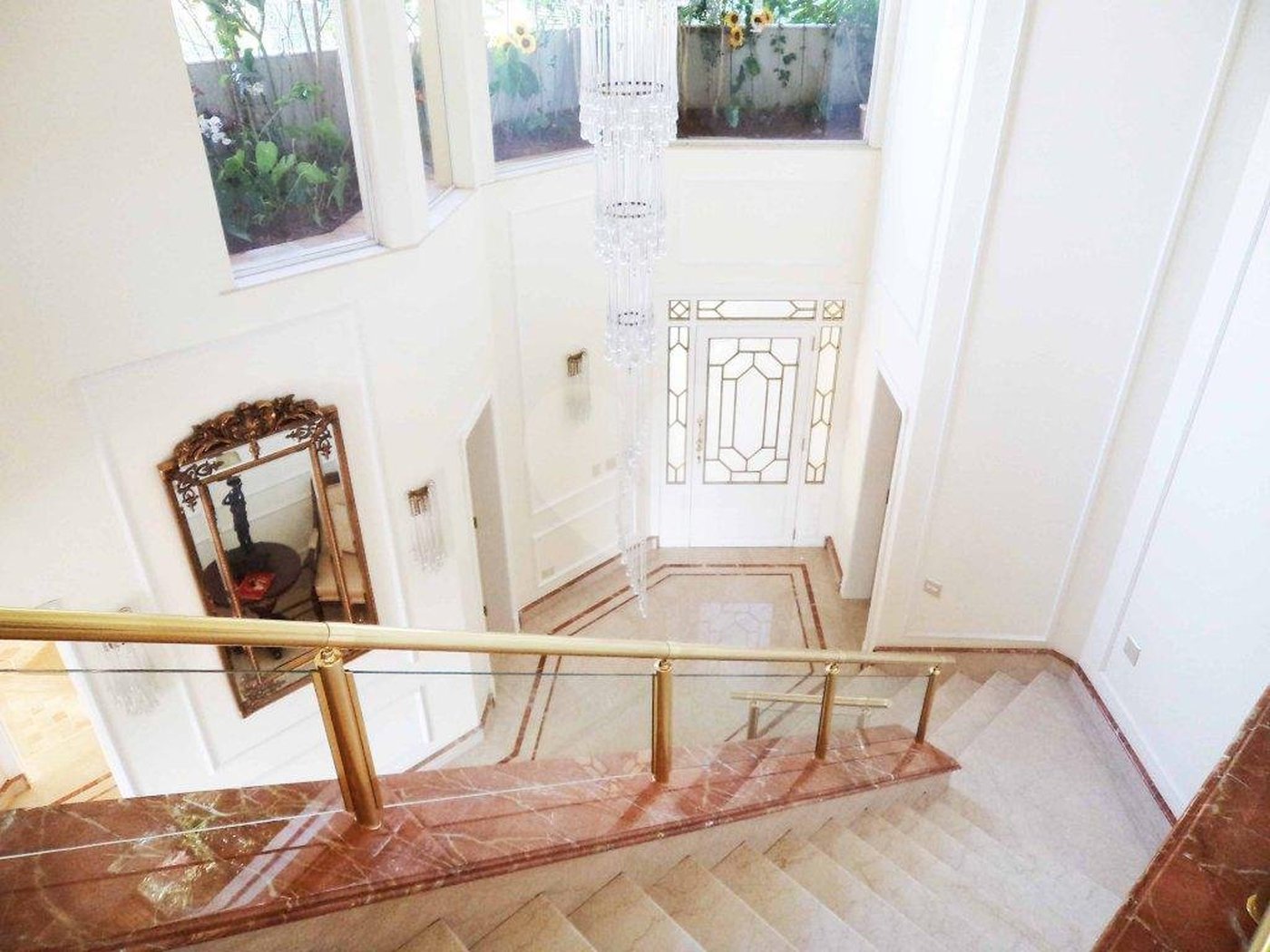 Casa à venda com 5 suítes em Jardim Leonor, São Paulo, SP
