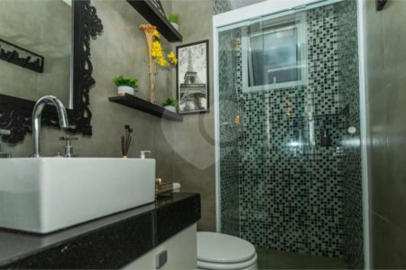 Apartamento à venda com 3 quartos, sendo 1 suíte,  em Vila Anastácio, São Paulo, SP