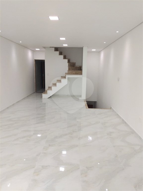 Casa à venda com 3 suítes no condomínio Severino Coelho, São Paulo - SP