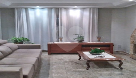 Casa à venda com 3 quartos, sendo 1 suíte,  em Tucuruvi, São Paulo, SP