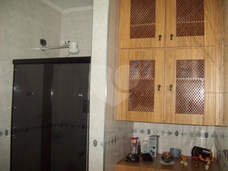 Casa Térrea à venda com 3 quartos, sendo 1 suíte, em Vila Constança, São Paulo, SP