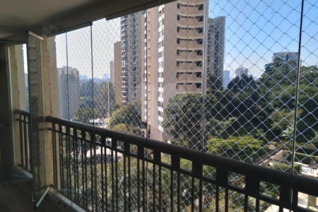 Apartamento à venda com 3 quartos, sendo 2 suítes,  em Paraíso do Morumbi, São Paulo, SP