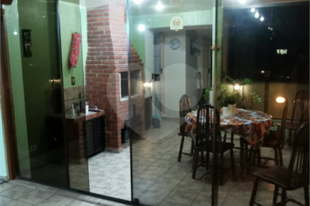 Cobertura à venda com 3 quartos em Vila Gumercindo, São Paulo, SP