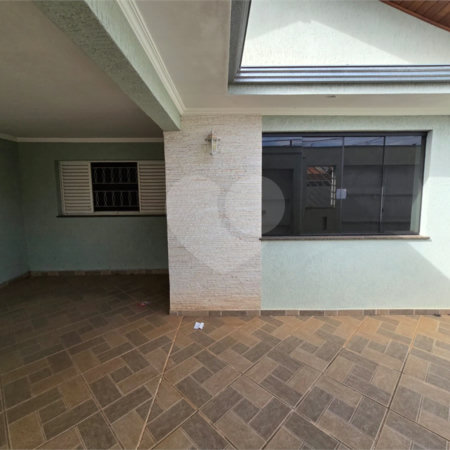 Casa à venda com 3 quartos em Vila Aparecida, Itapetininga, SP