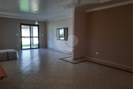 Casa à venda com 3 quartos, sendo 1 suíte,  em Distrito Industrial do Lageado, Salto, SP