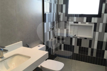 Casa à venda com 3 quartos, sendo 1 suíte, no condomínio Bella Città - Fazenda Rodeio, Mogi das Cruzes - SP