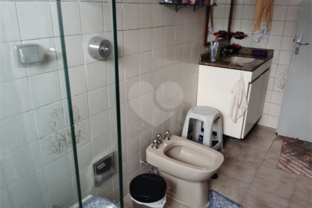 Sobrado à venda com 3 quartos, sendo 1 suíte, em Parque Fongaro, São Paulo, SP