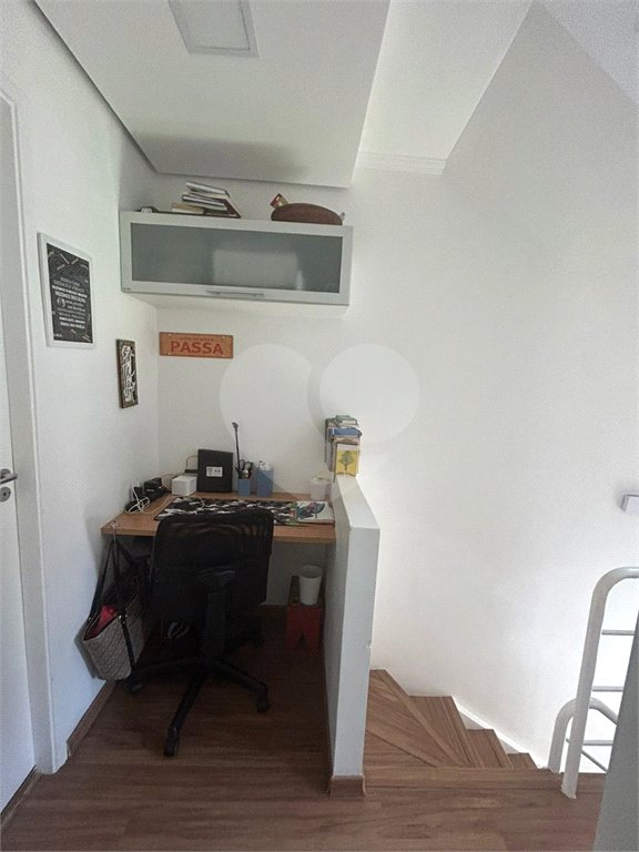 Casa à venda com 3 quartos, sendo 1 suíte, no condomínio Vila das Cores, São Paulo - SP