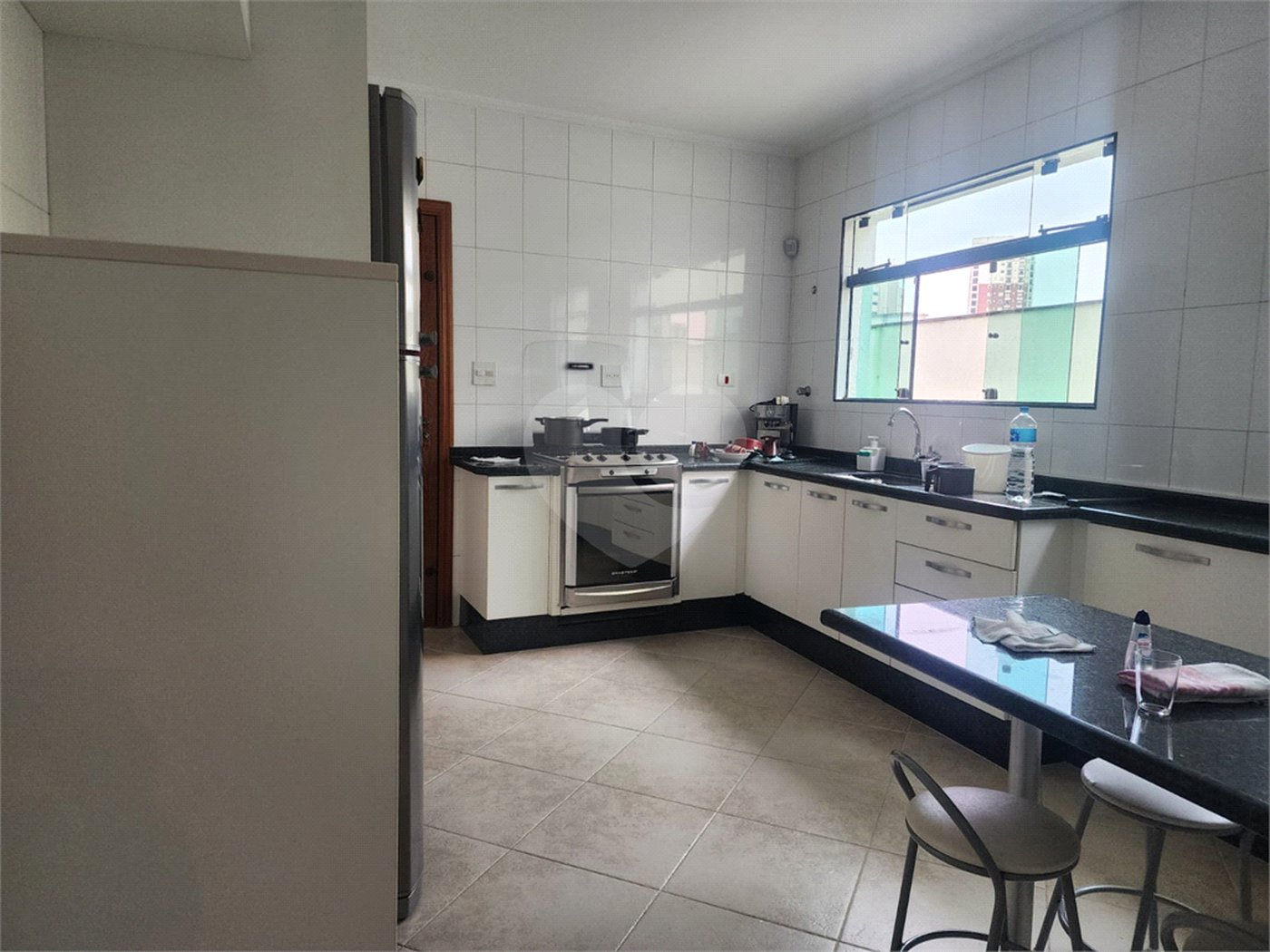 Sobrado à venda com 3 quartos, sendo 1 suíte, em Vila Paulicéia, São Paulo, SP